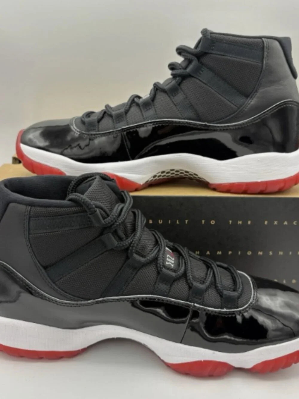 Air Jordan 11 Playoff Breds